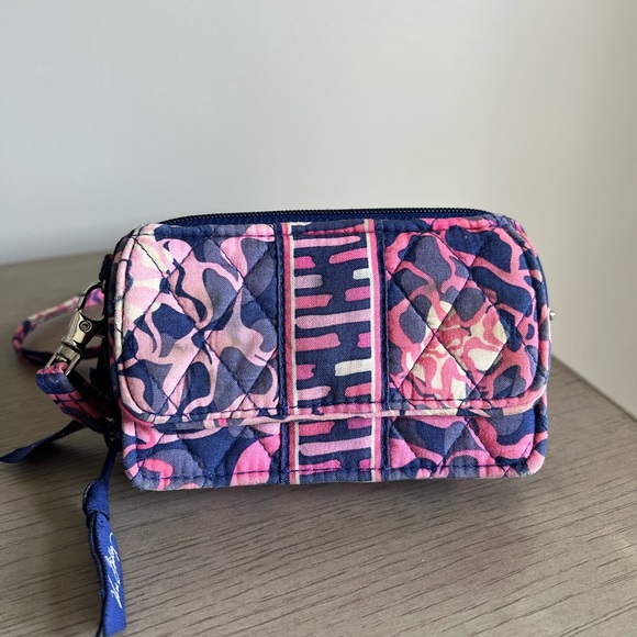 Vera Bradley All in One Crossbody wallet pink and purple - Picture 1 of 8